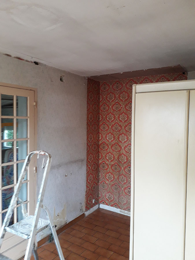 Rénovation des peintures intérieures avant travaux par Entreprise Capelot à Pessac
